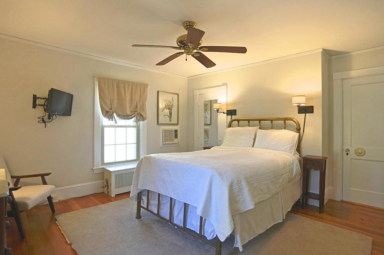 Готель Camden Windward House Екстер'єр фото
