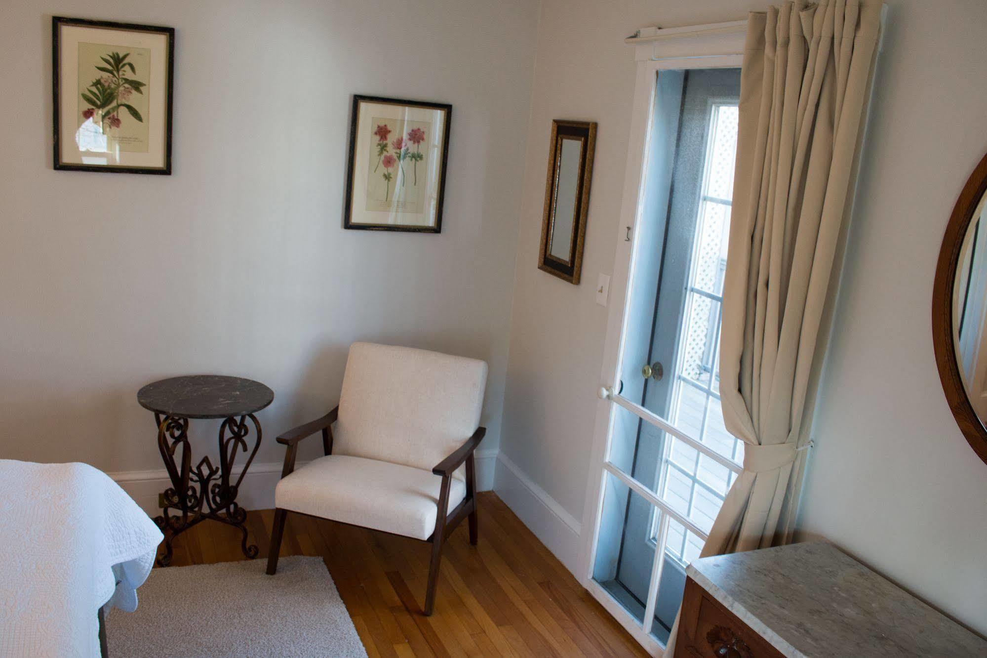 Готель Camden Windward House Екстер'єр фото
