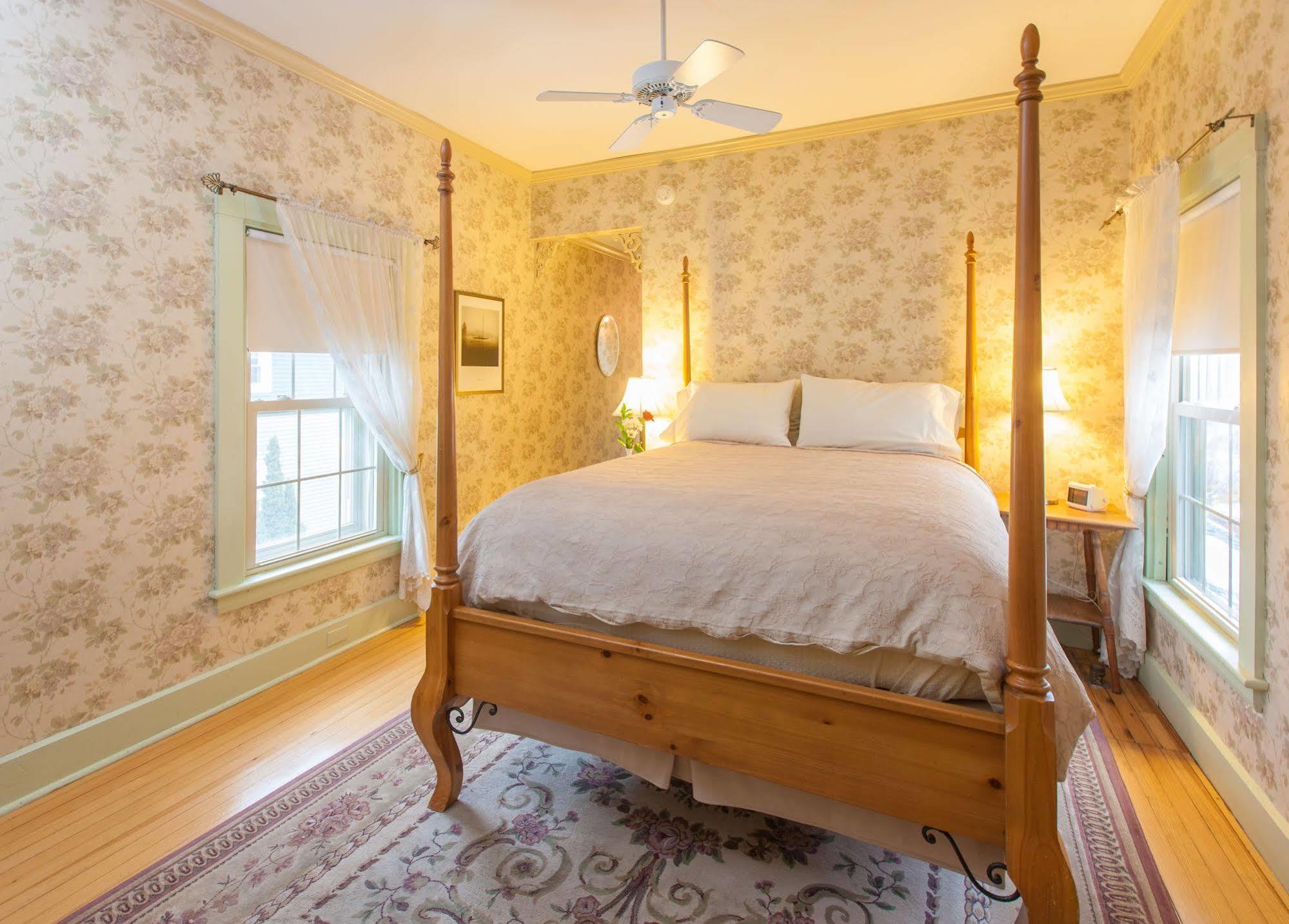 Готель Camden Windward House Екстер'єр фото